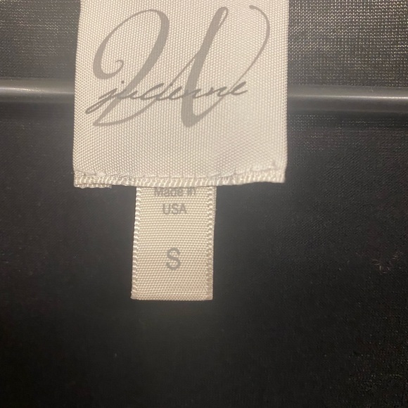 Julienne Women’s Black Side Rouched, Maxi Dress, Excellent Condition - Picture 3 of 3